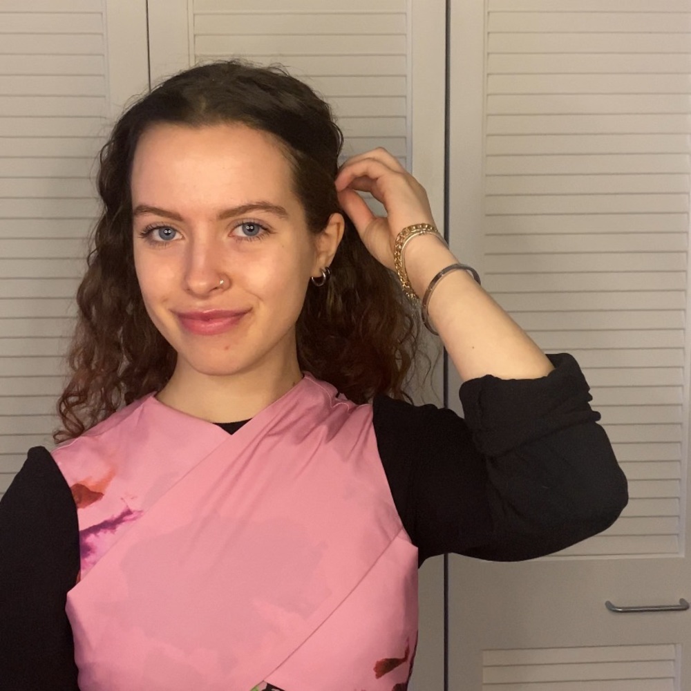 Meet your Posher, Emily